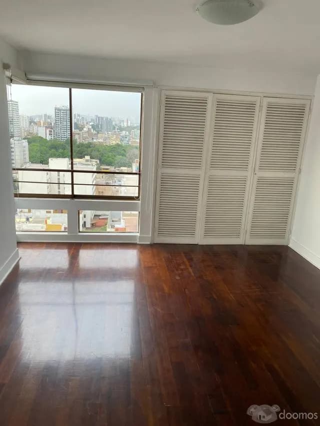 ALQUILER DEPARTAMENTO DUPLEX EN SAN ISDRO - AV. DOS DE MAYO — foto 3