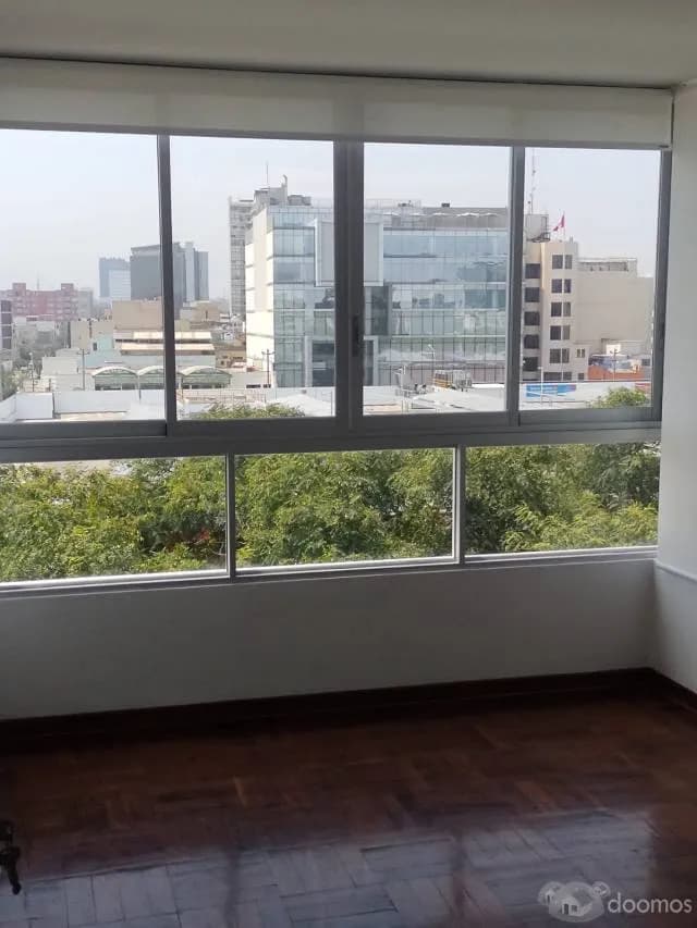 MIRAFLORES AV. AREQUIPA, VENDO DEPARTAMENTO — foto 1