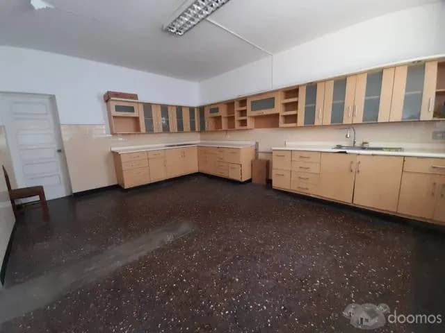 Casa de dos pisos, en Calle Manuel Miota, Miraflores — foto 8