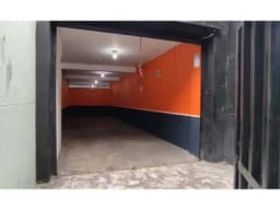 SE ALQUILA LOCAL COMERCIAL 1ER PISO (211 M2). NEGOCIABLE