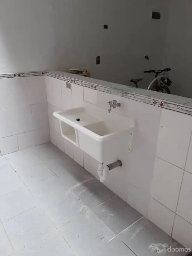 CASA DE 3 PISOS — foto 4