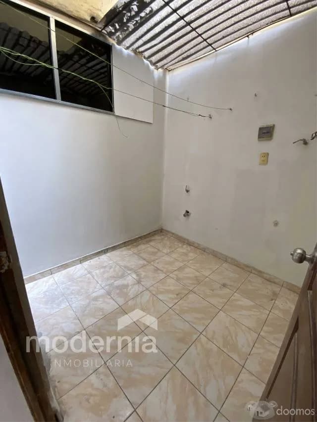 Se vende Minidepa 1er Piso - Las Praderas La Molina — foto 5