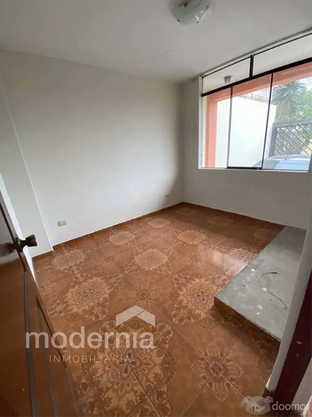 Se vende Minidepa 1er Piso - Las Praderas La Molina — foto 6
