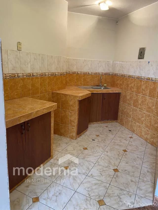 Se vende Minidepa 1er Piso - Las Praderas La Molina — foto 8
