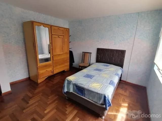 Se alquilan 2 habitaciones para personas sola — foto 1