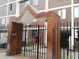Alquilo Dpto. Residencial Valeria Urb. Los Rosales Surco