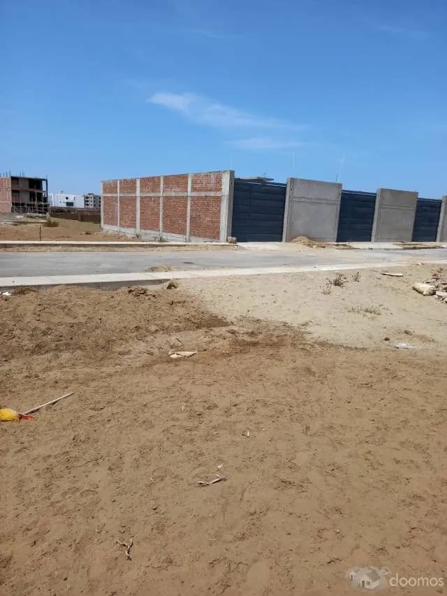 Venta de un terreno en zona urbana — foto 5