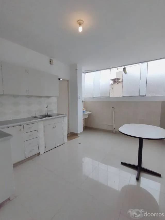 vendo hermoso departamento en Miraflores ideal para inversion — foto 3