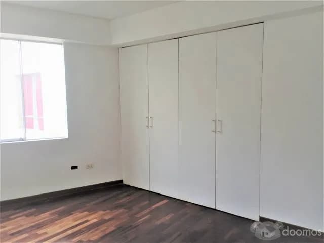 VENTA DEPARTAMENTO DE 100M2 3 DORMITORIOS 3 BAÑOS EN JESUS MARIA — foto 3