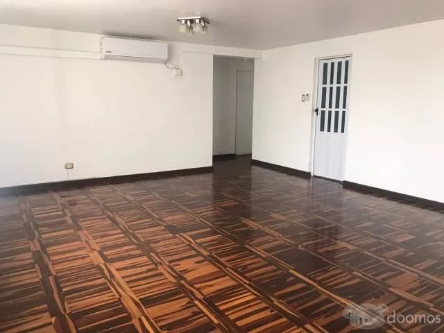 VENDO DEPARTAMENTO DE 141M2 CON EXCELENTE UBICACIÓN — foto 5