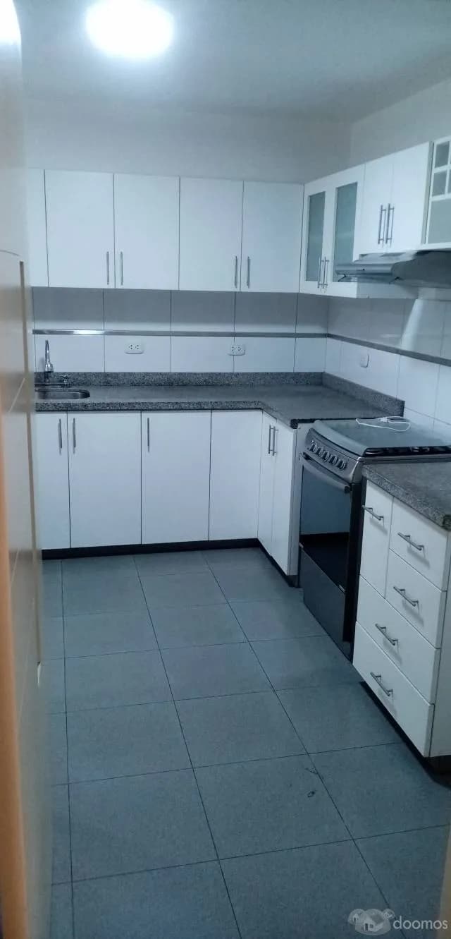 Alquiler Amplio Departamento. Excelente Estado. — foto 2