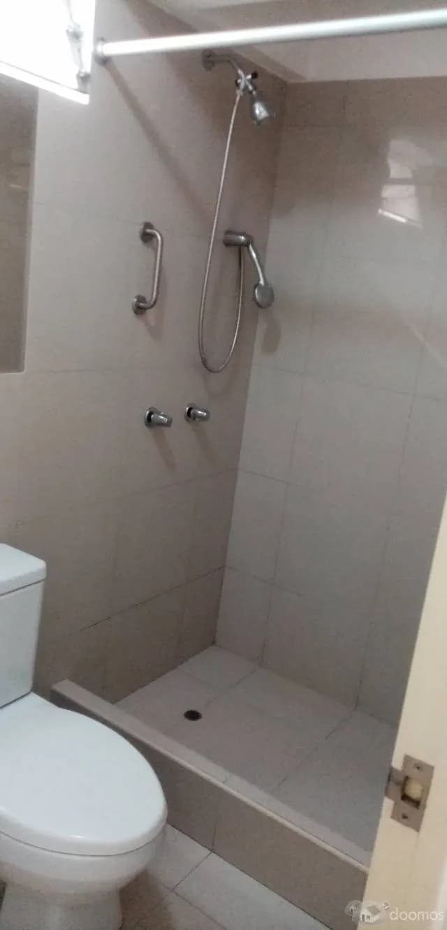 Alquiler Amplio Departamento. Excelente Estado. — foto 5