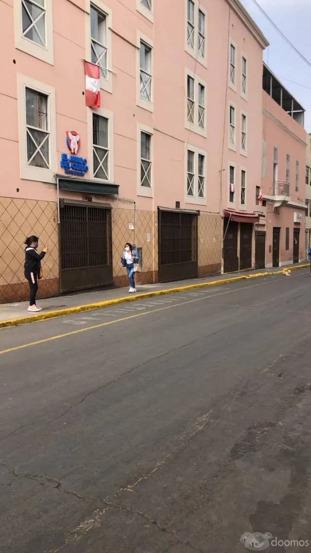 vendo locales comerciales por viaje — foto 1