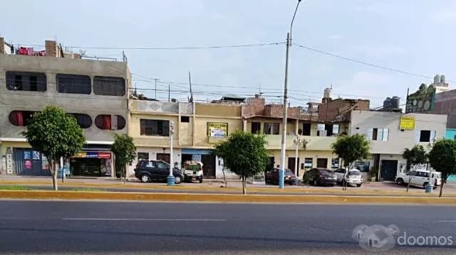 Local comercial o vivienda. Excelente ubicación. — foto 2