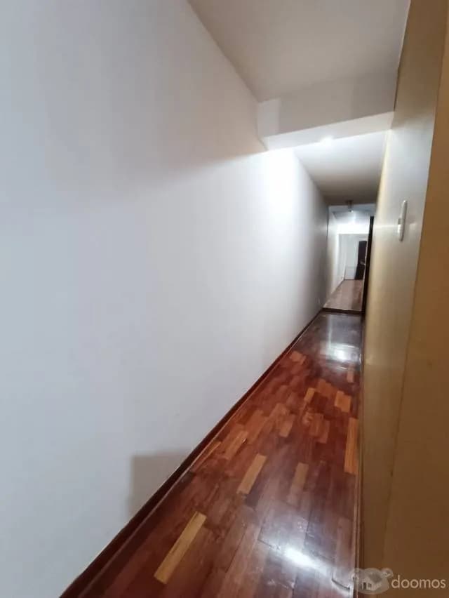SE VENDE AMPLIO DEPARTAMENTO EN PUEBLO LIBRE — foto 5