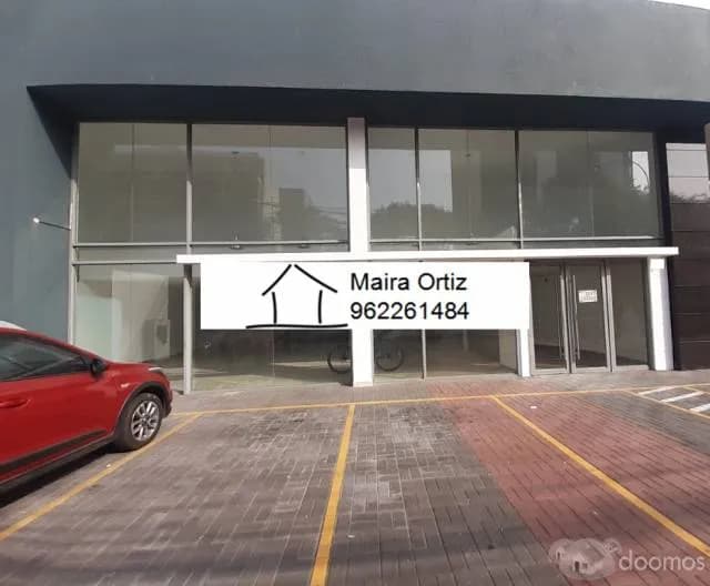 Alquiler de local comercial en San Isidro — foto 1