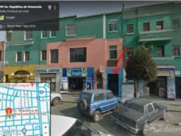 Remate de departamente ubicado en la zona mas comercial de Breña.