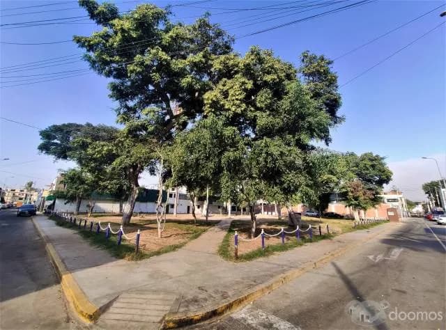 Vendo Casa como Terreno 160 m2 Urb. Los Laureles Chorrillos — foto 3
