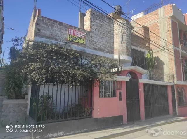 CASA EN VENTA CERRO JULY-EXCELENTE UBICACIÓN — foto 2