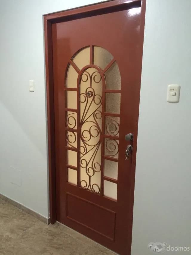 Alquilo Mini deparatamento Urb. Zarate SJL Lima 993022354 — foto 1