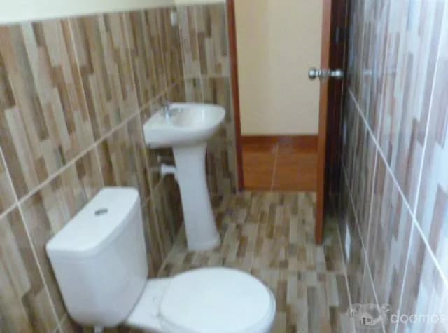 Alquiler amplio departamento San Martín de Porres — foto 8