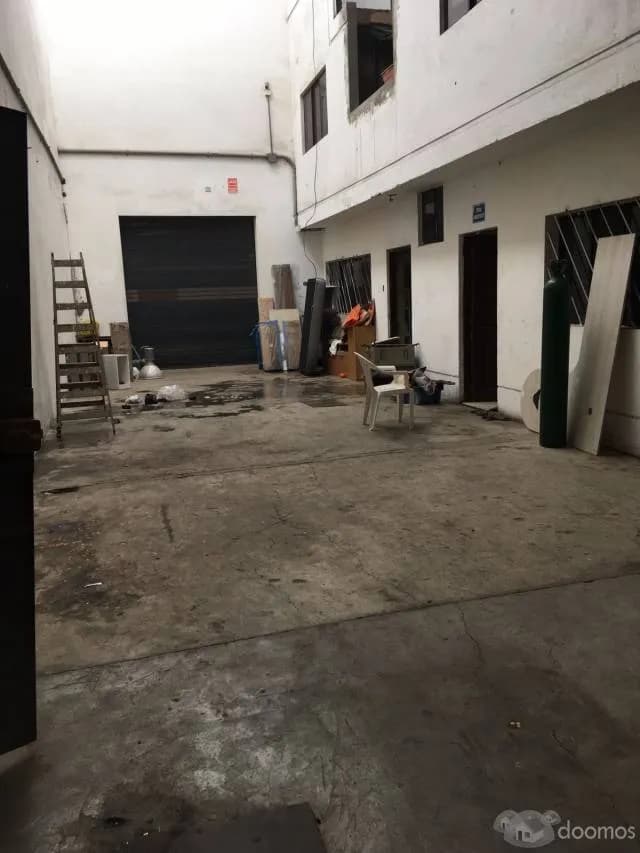 LOCAL EN AREA INDUSTRIAL EN VENTA — foto 6