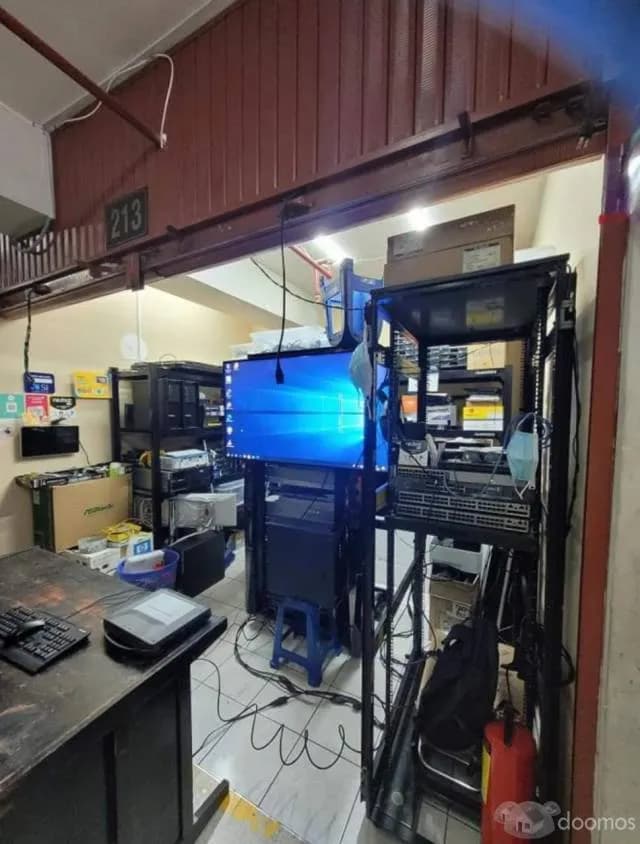 Venta de local Comercial en Cercado de Lima - Cc. Maxiplaza - Av Wilson — foto 1