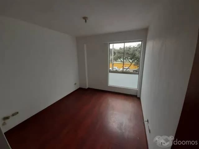 Departamento 2 dormitorios 1 baño 80 m, cuad.  cochera — foto 4