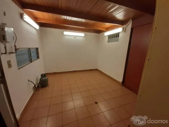 Departamento 2 dormitorios 1 baño 80 m, cuad.  cochera — foto 6