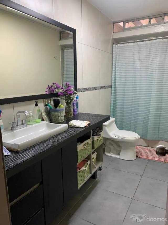 Funcional dpto. de 124m2 1er piso ubicado en Urb Chama, Surco. — foto 2