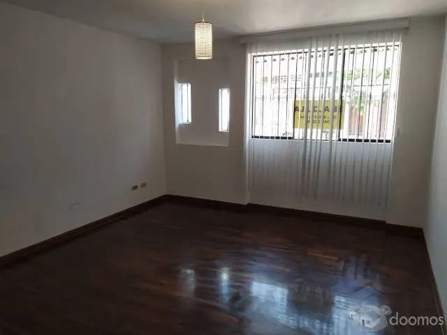 DEPARTAMENTO EN PRIMER PISO PORTADA DEL SOL DE LA MOLINA — foto 5