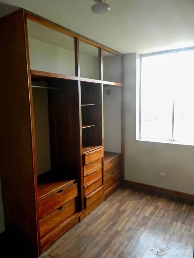 DEPARTAMENTO TRIPLEX EN SAN BORJA — foto 2
