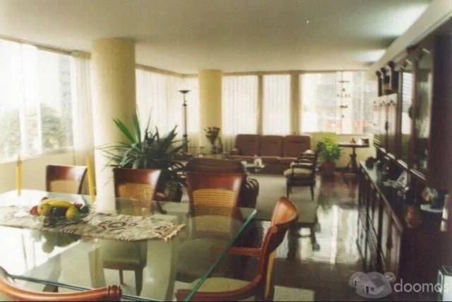 MIRAFLORES SE VENDE HERMOSO DEPARTAMENTO-CODIGO KDV-716 — foto 1