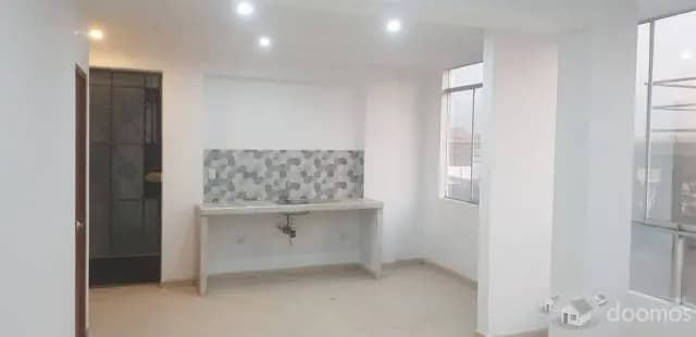 VENTA DE DEPARTAMENTO 5TO. PISO - URB. LUCYANA DE CARABAYLLO — foto 1