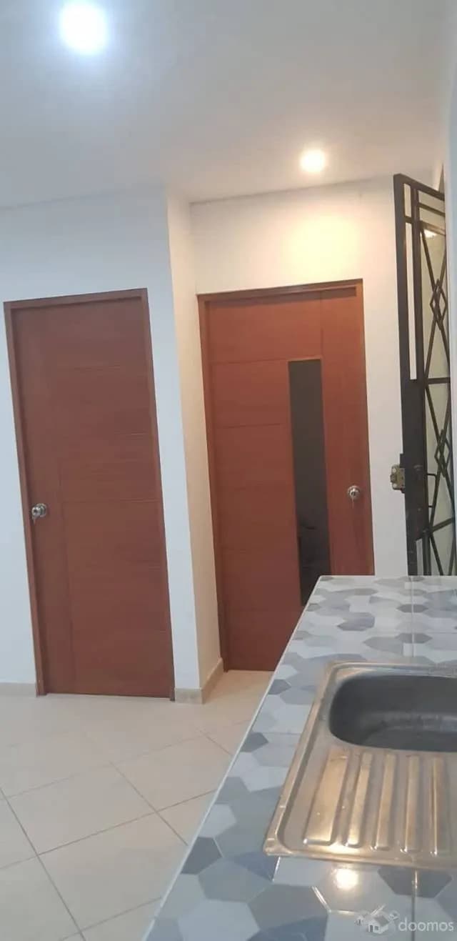VENTA DE DEPARTAMENTO 5TO. PISO - URB. LUCYANA DE CARABAYLLO — foto 5
