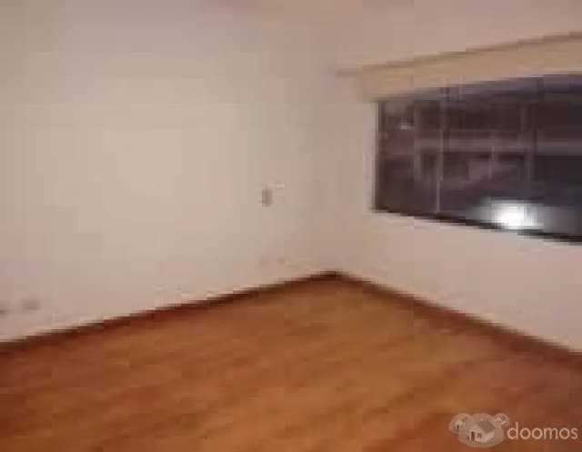 Vendo departamento en San Isidro 2do piso — foto 3
