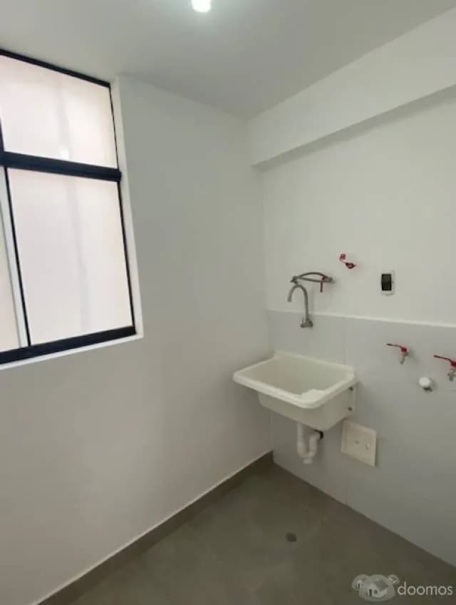 VENTA DE DEPARTAMENTO REMODELADO EN JESÚS MARÍA — foto 6
