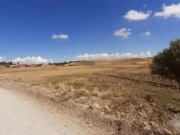 terreno en venta de 468 m² en chinchero cusco