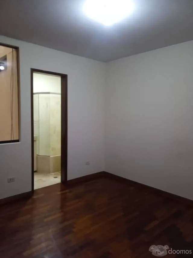Venta de Departamento con estacionamiento en San Borja — foto 2
