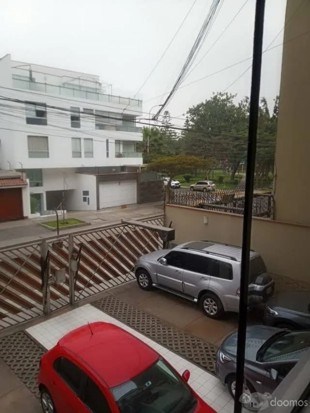Venta de Departamento con estacionamiento en San Borja — foto 7