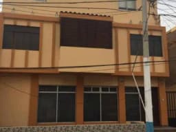 VENTA DE CASA - LA PERLA