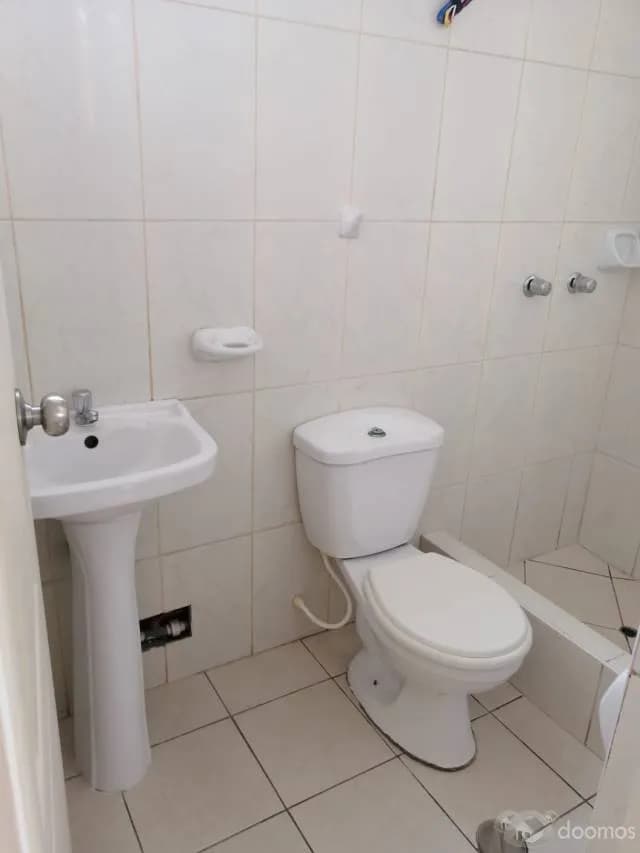 Alquilo Minidepartamento Urb. Remigio Silva — foto 8
