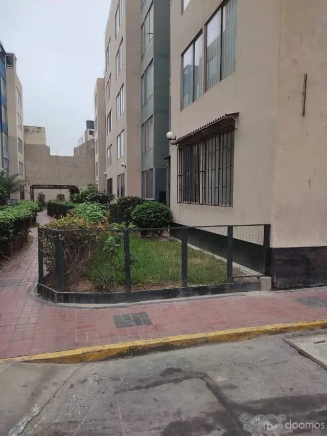 DEPARTAMENTO 1ER PISO CON PATIO Y JARDIN EXTERIOR — foto 1