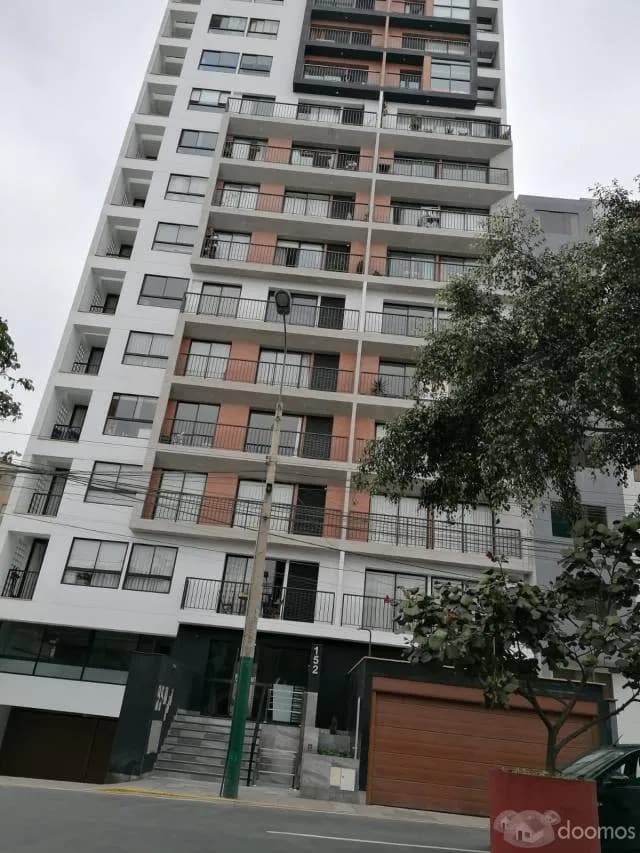 EN VENTA ACOGEDOR DEPARTAMENTO EN JESUS MARIA — foto 1