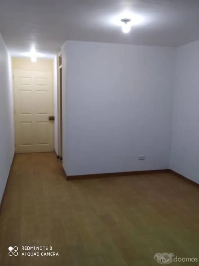 SE VENDE BONITO DEPARTAMENTO EN SURCO JUNTO A CENTRO COMERCIAL — foto 3