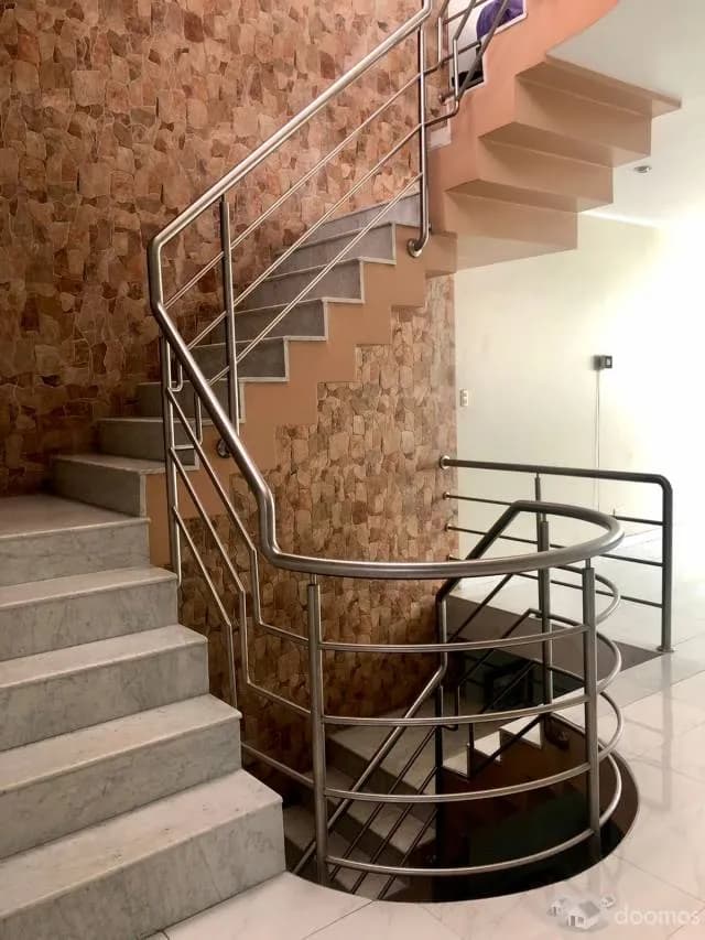 OCASION "SE ALQUILA MODERNO EDIFICIO EXCLUSIVO PARA CENTROS MEDICOS O CLINICAS" — foto 2
