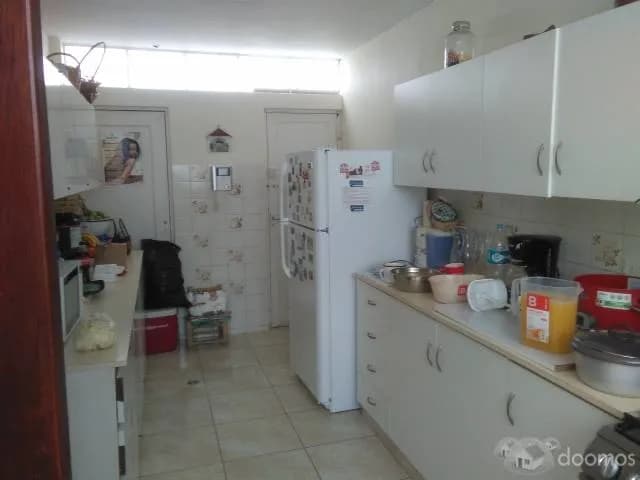 VENTA DE CASA EN MIRAFLORES URB EL ROSEDAL — foto 1