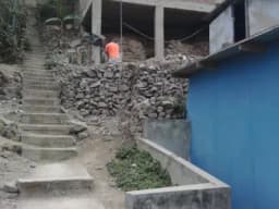 VENDO TERRENO