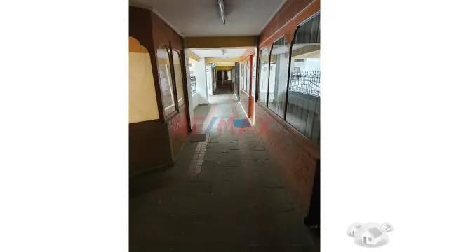 Venta De Local Comercial 1/2 Cuadra Del Ovalo De Higuereta — foto 3