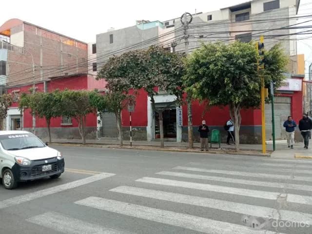 Venta de casa a precio de terreno. — foto 2